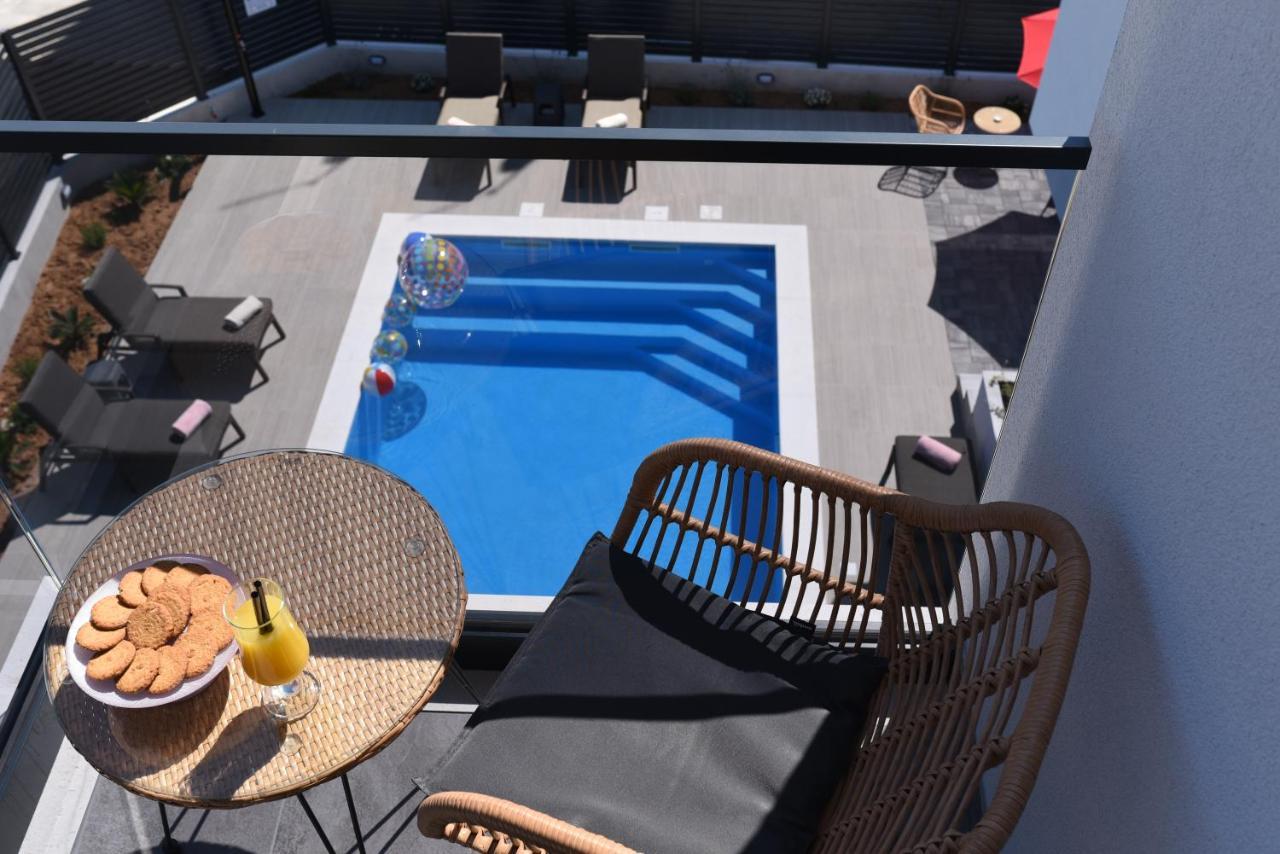 B1Villa 스리마 외부 사진
